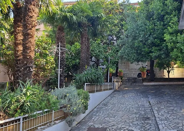 With Parking Space - 20724 Apartamento Crikvenica