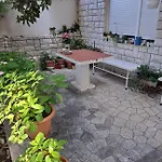 With Parking Space - 20724 Lejlighed *