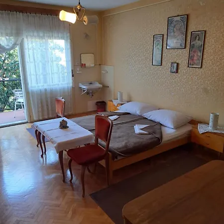 With Parking Space - 20724 Crikvenica
