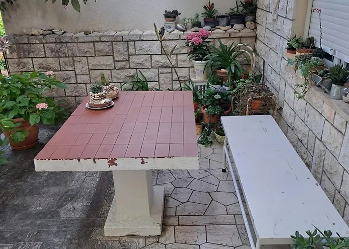 Apartamento With Parking Space - 20724 Crikvenica