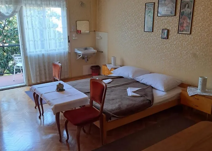 With Parking Space - 20724 Crikvenica